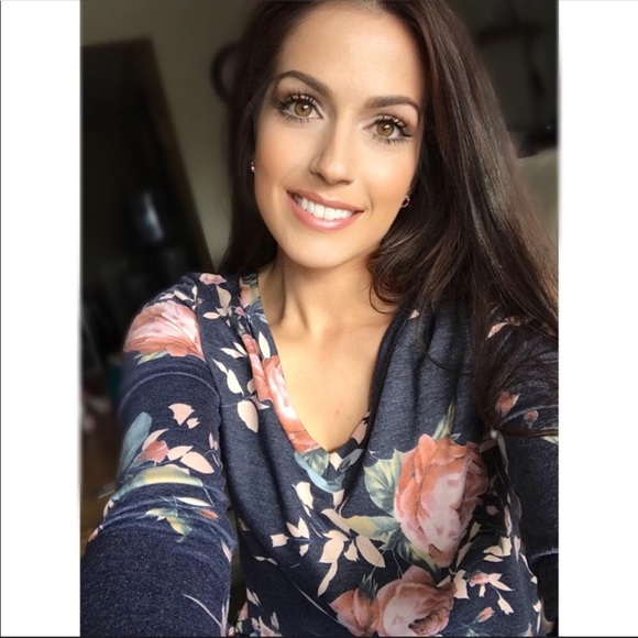 Floral French Terry top - Picture 4 of 5